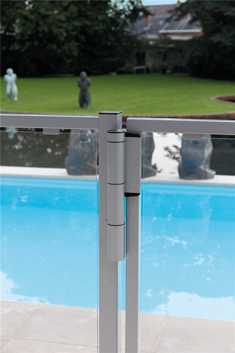 Second Generation Mammoth 180 - 2 Gate Closer Max Weight 150kg and 150cm wide.